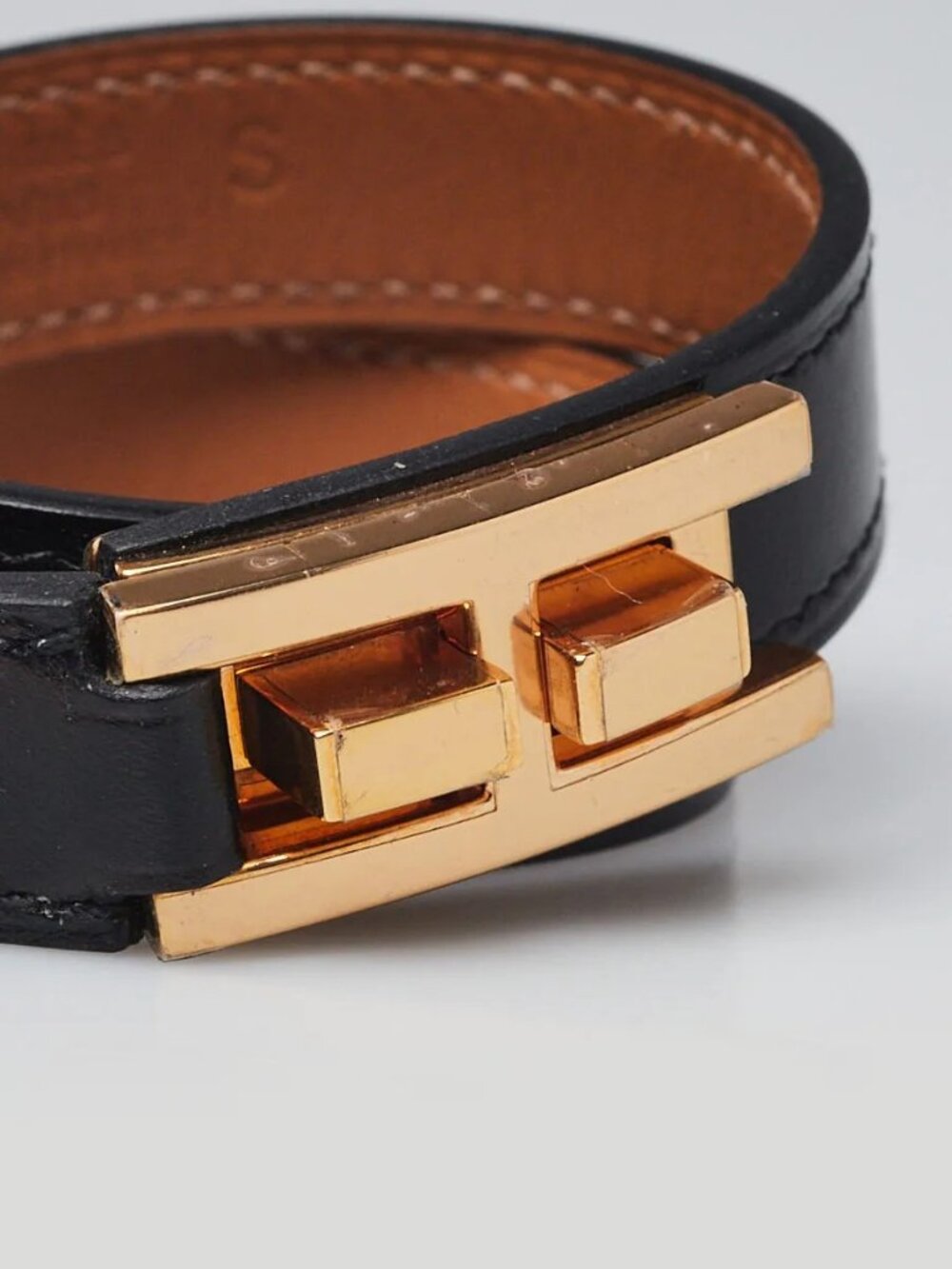 Hermes Black Box Leather Gold Plated Drag Double Tour Bracelet Size T2 - Picture 3 of 8